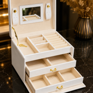 White jewelry organizer