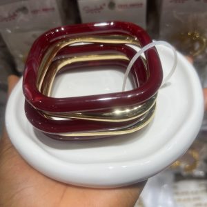 Amiga acrylic bangle 082