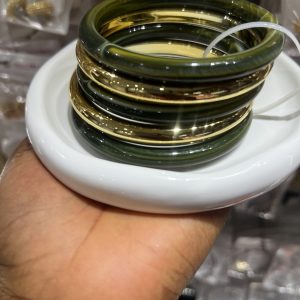 Amiga Acrylic bangle 083