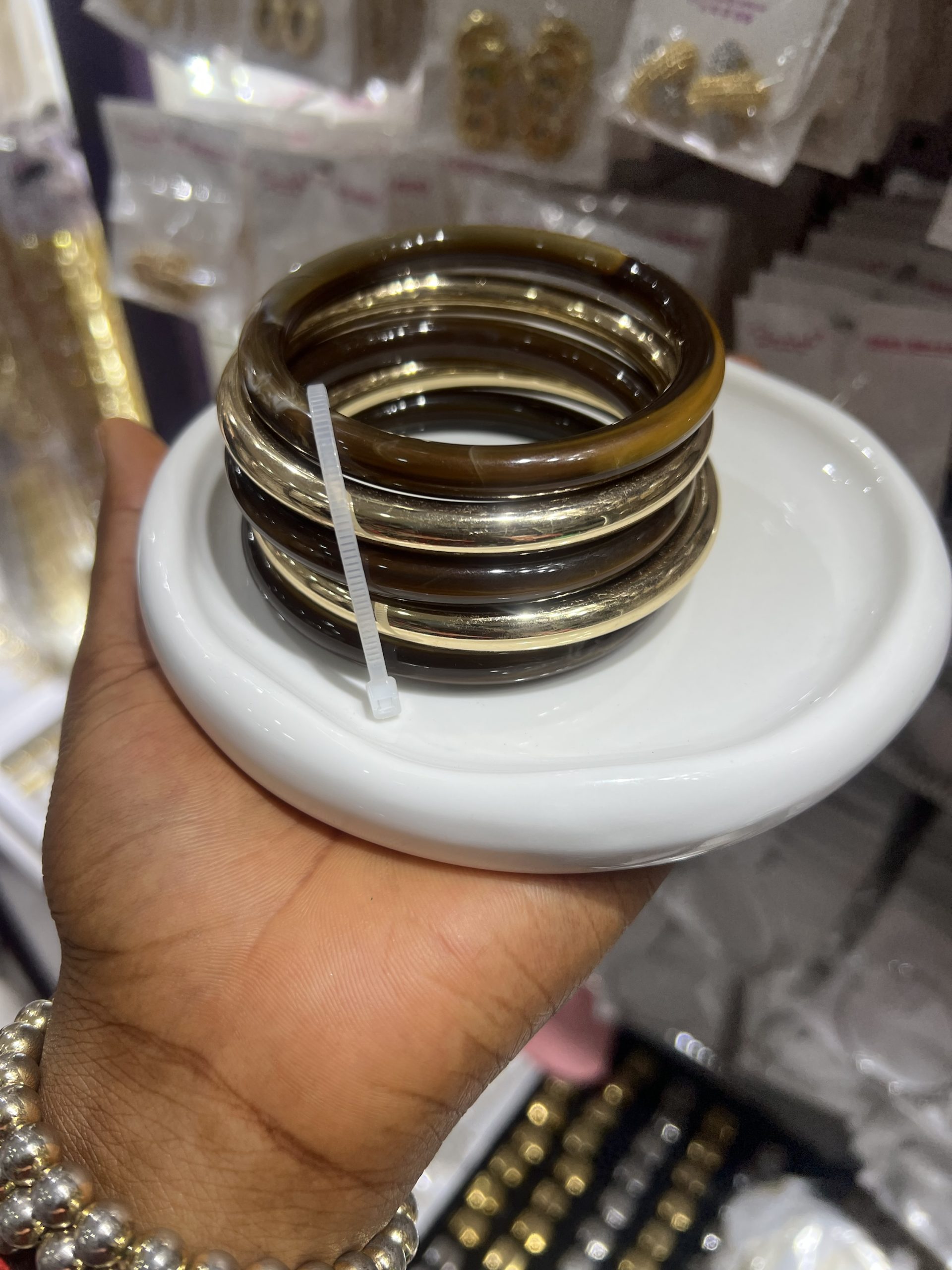 Amiga Acrylic bangle 087
