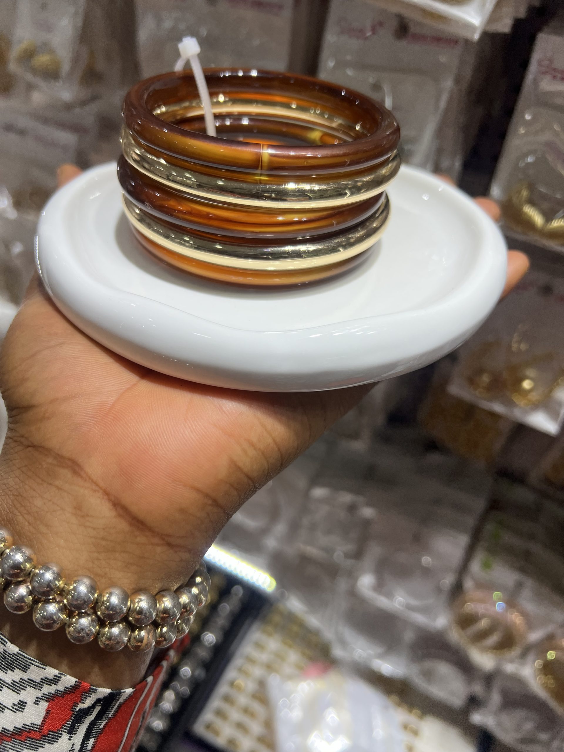 Amiga acrylic bangle 090