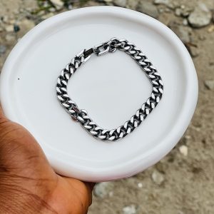 Shinny silver steel bracelet