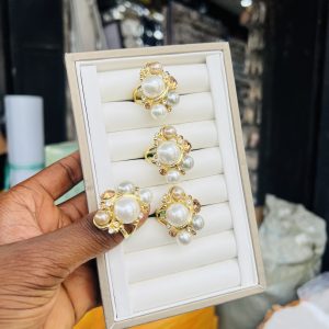 Viennois golden ring 002 size 10