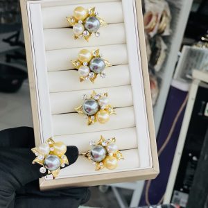 Viennois multi colored  ring 013 size 10