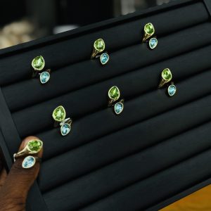 Viennois blue green ring size 10