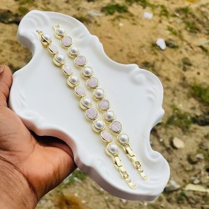 Viennois shiny multi color bracelet