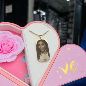 Engraved picture necklace comes with exact box
