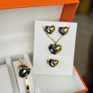 Steel gold love sets 4