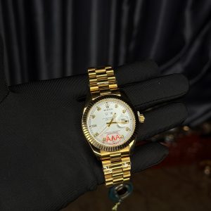 Rolix presidential gold white face watch