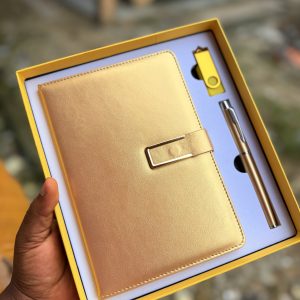Engraved gold mini royalty set