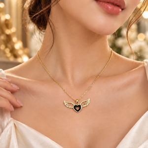 18 karat dainty necklace 007
