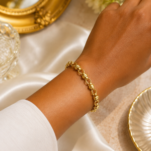Gold bracelet 023