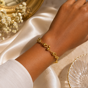 Gold bracelet 022