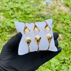 NYH Gold bracelet 11