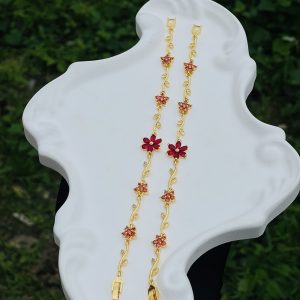 Fashion red flower bracelet