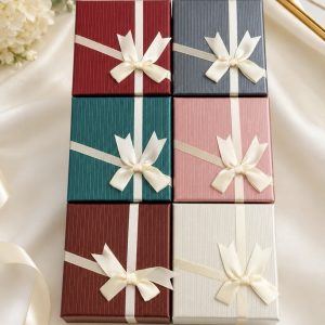 NAIDU watch sets 4 comes with paper box