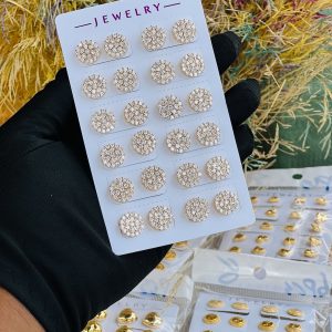 Gold earrings half pack