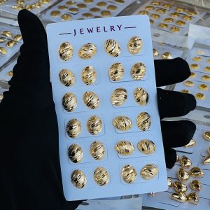 Gold earrings  half pack