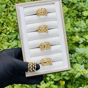 Amiga gold rings