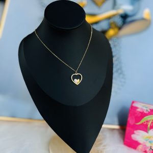 18 karat dainty necklace 010