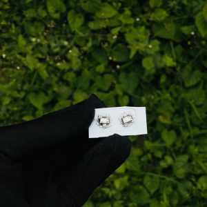 Single stud earring 003