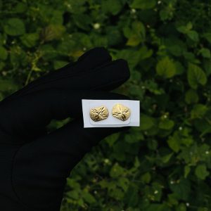 Single gold earrings 010