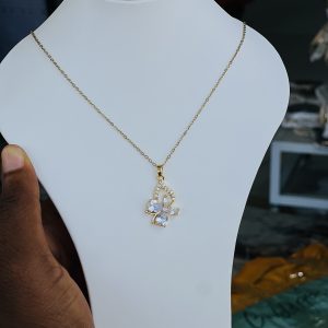 Gold necklace 010