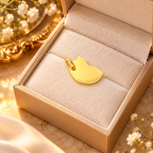Engraved gold triangle pendant 005