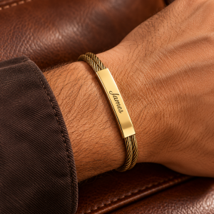 Engraved gold twist bracelet 002