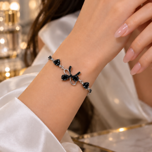 Silver black bracelet 014