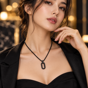 Black necklace 015