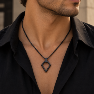 Black necklace 057
