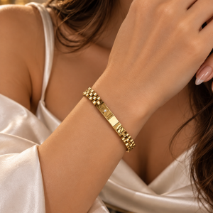 Gold bracelet 017
