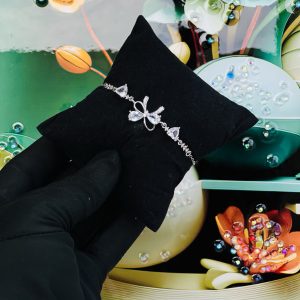 Bow tie bracelet 013