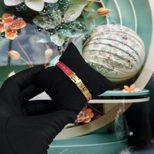 Gold pink bracelet 029
