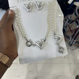 Pearl charm sets