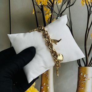 Love charm bracelet 001