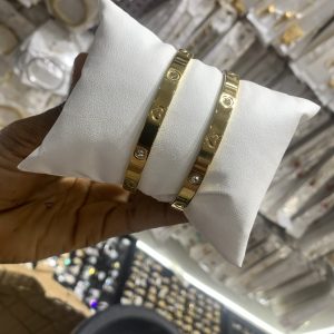 Cartier gold bracelet 002