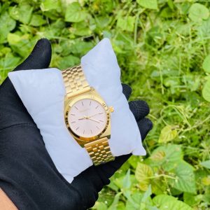 Rebirth pink face watch