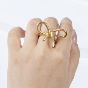 Stainless steel rings 002 size 8