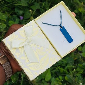 Blue flat necklace