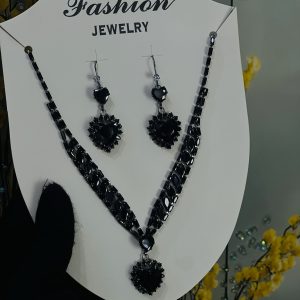 Black crystal fashion set 002