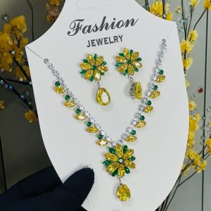 Fashion yellow crystal set