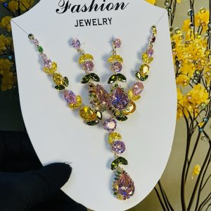 Pink drop fashion set