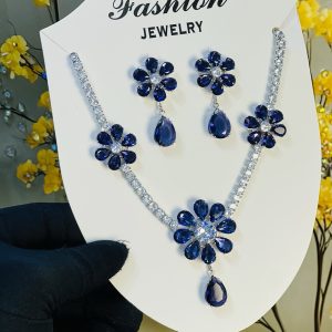 Purple floral crystal set