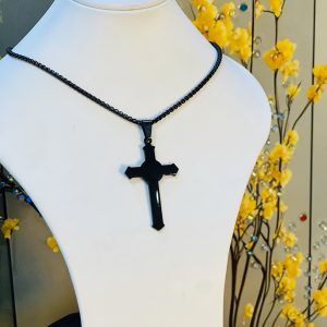 Engraved black necklace 071