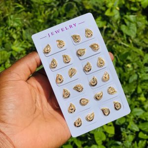 Stud earrings 005 3pcs