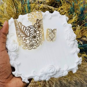Flower Amiga bracelet