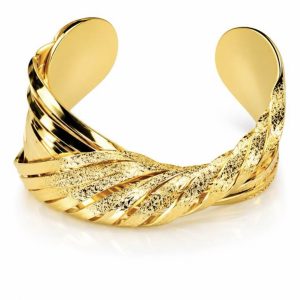 Amiga twisted bracelet