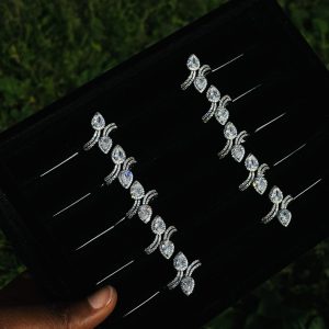 CM silver stoned spiral ring 049 1pcs